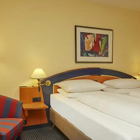 Hotel H4